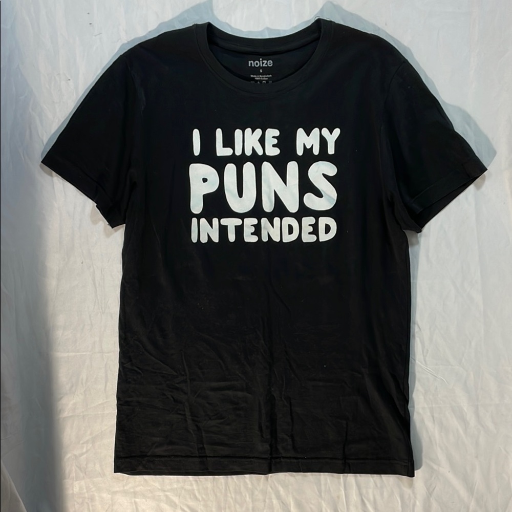 Noize Black and White Short Sleeve Tees
